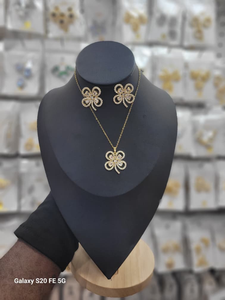 Female earrings, chain and pendant - Image 2