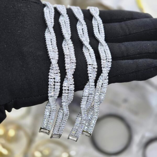 Female bracelet